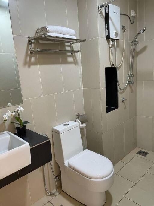 Opahome@Swiss Garden Residence Kuantan Bagian luar foto