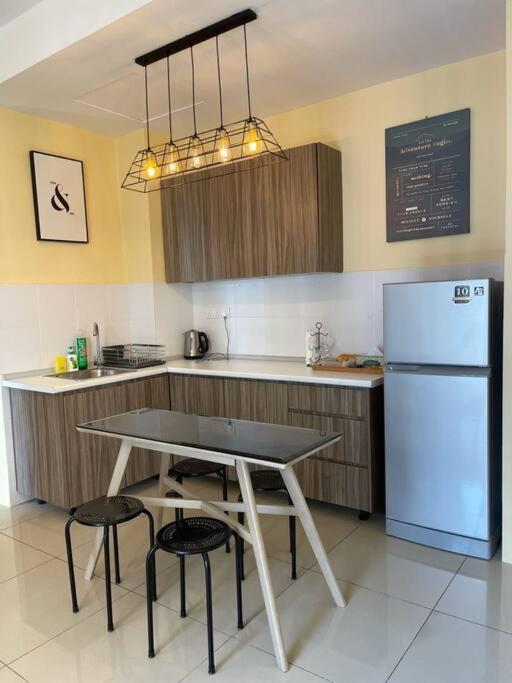 Opahome@Swiss Garden Residence Kuantan Bagian luar foto