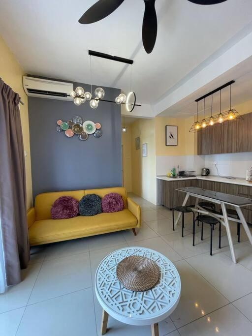 Opahome@Swiss Garden Residence Kuantan Bagian luar foto